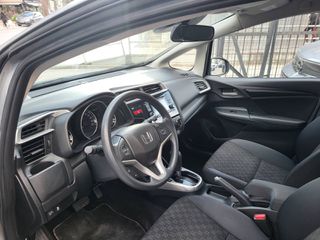 Honda Jazz 2016-thumb-6
