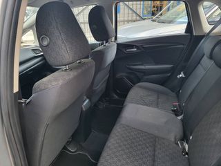 Honda Jazz 2016-thumb-8