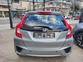 Honda Jazz 2016-thumb-3