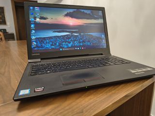 Lenovo v110-15isk i3-6006u intel HD520 + Radeon r5-430/ 8GB DDR4/ 240GB SSD + 500GB HDD, new battery, win11 IoT LTSC