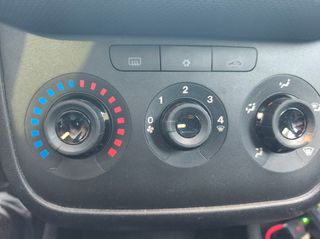 Fiat Punto 2014 LOUNGE-thumb-13