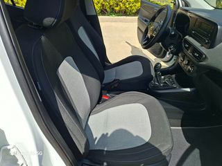 Hyundai i 10 2020 1.0 TREND-thumb-29