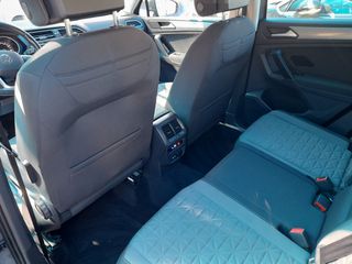 Volkswagen Tiguan 2022 TDI 122PS Life 2.0-thumb-13