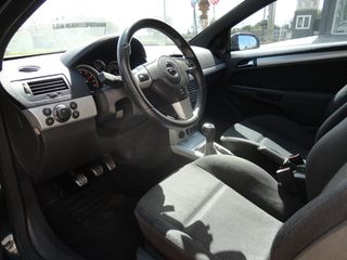 Opel Astra 2006 GTC SPORT 1,4-thumb-15