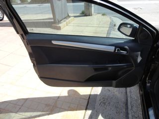Opel Astra 2006 GTC SPORT 1,4-thumb-19