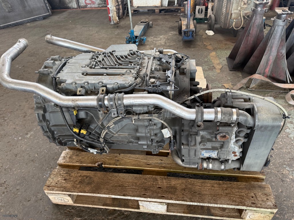 Σαζμαν DAF 106 TRAXON ZF 12TX2211TD