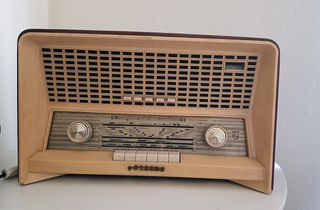 Παλιό ραδιόφωνο Phillips δεκαετίας '60 (220v)