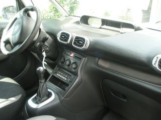 Citroen C3 Picasso 2015 EXCLUSIVE-thumb-9