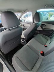 Volkswagen Polo 2015-thumb-9