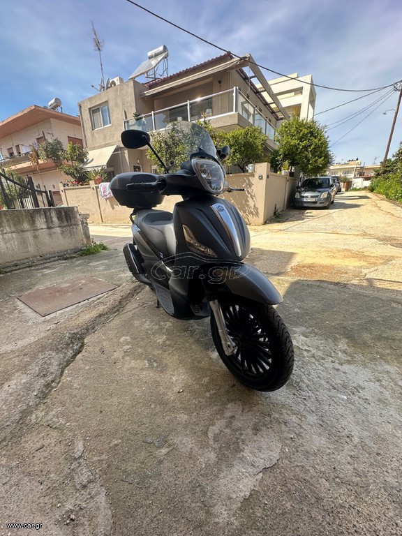 Piaggio Beverly 300i 2016