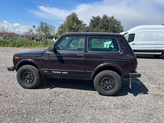 Lada Niva 2016 Taiga Urban Plus 4x4-thumb-9