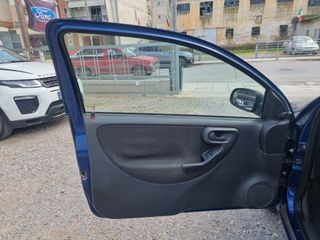 Opel Corsa 2004 1.4 TWINSPORT-thumb-24