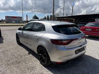 Renault Megane 2020 1.5 DCI DIESEL Ambient Light-thumb-2