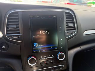 Renault Megane 2020 1.5 DCI DIESEL Ambient Light-thumb-12
