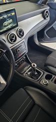Mercedes-Benz CLA 180 2016 URBAN-thumb-23