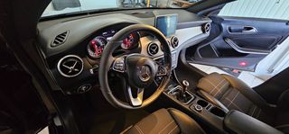 Mercedes-Benz CLA 180 2016 URBAN-thumb-7