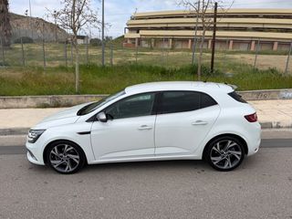 Renault Megane 2018 Gt-thumb-3