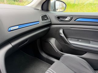 Renault Megane 2018 Gt-thumb-29