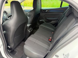Renault Megane 2018 Gt-thumb-30