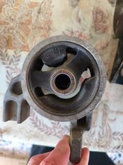 Βάση κινητήρα γνησια Hyundai Accent 2006-2010 G4EE