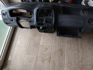 ΤΑΜΠΛΟ NISSAN D22