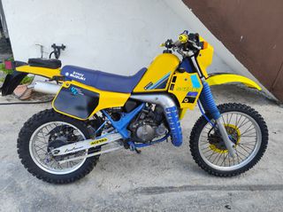 Suzuki TS 250 1984-thumb-1