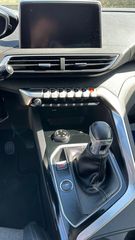 Peugeot 3008 2018-thumb-8