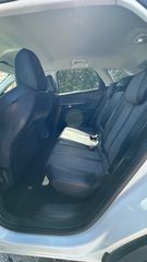 Peugeot 3008 2018-thumb-11