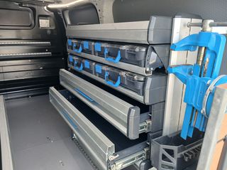 Κλούβα Opel 2022 Vivaro. Ραφια Sortimo.-thumb-43