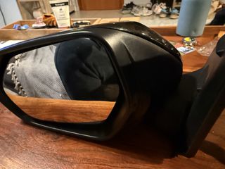 ΚΑΘΡΈΠΤΗΣ ΑΡΙΣΤΕΡΟΣ ΟΔΗΓΟΎ TOYOTA YARIS HDF CHIC SMART CONECT MONTEΛΟ 2024