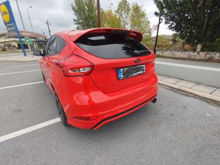Ford Focus 2016 St Line-thumb-7