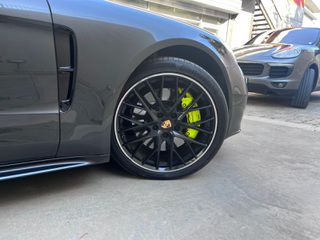 Porsche Panamera 2019 4 E-HYBRID-thumb-9