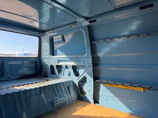 Volkswagen T3 1988-thumb-11