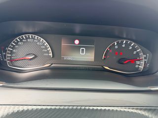 Peugeot 208 2021 ACTIVE 1.2 PURETECH 82HP-thumb-24