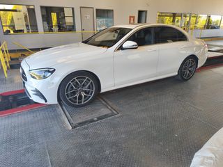 Mercedes-Benz E 220 2021 AMG W213 FACELIFT LIMOUSINE-thumb-6
