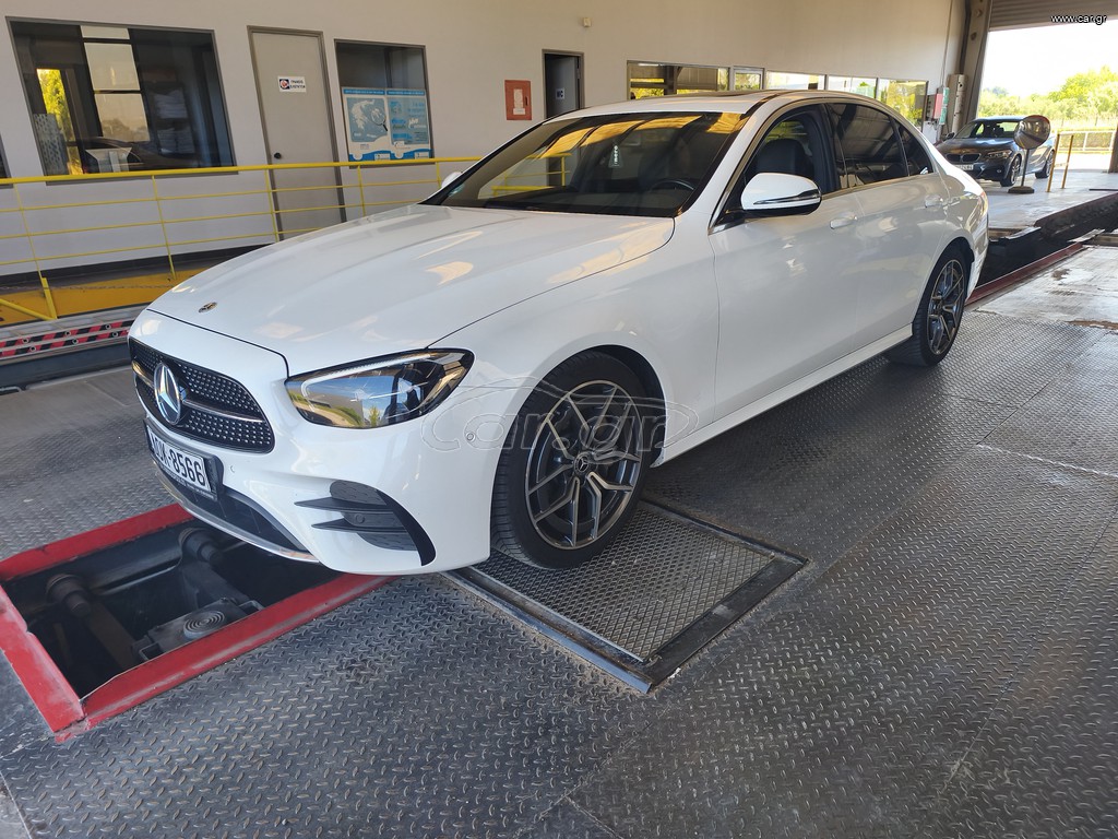 Mercedes-Benz E 220 2021 AMG W213 FACELIFT LIMOUSINE