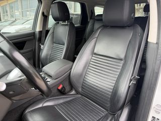 Land Rover Discovery Sport 2021 P300-thumb-16