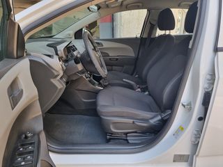 Chevrolet Aveo 2014 1.4 LT-thumb-6