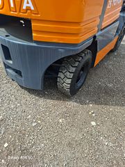 Toyota 2010 Toyota 2,5t diesel αυτόματο λάστιχα καινούργια-thumb-12
