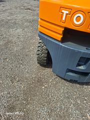 Toyota 2010 Toyota 2,5t diesel αυτόματο λάστιχα καινούργια-thumb-13