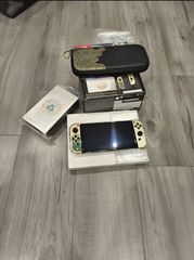 Nintendo switch oled-thumb-2