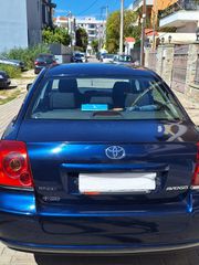 Toyota Avensis 2003