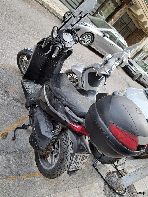 Aprilia SportCITY 200 2008