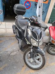 Aprilia SportCITY 200 2008-thumb-1
