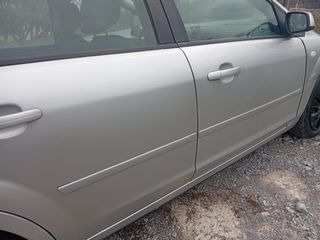 ΕΜΠΡΟΣ ΔΕΞΙΑ ΠΟΡΤΑ FORD FOCUS 5Πορτο 2004-2011