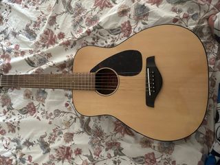 Κιθαρα  YAMAHA FG JUNIOR JR2