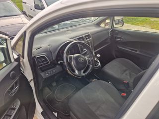 Toyota Yaris 2012 Verso-s-thumb-1