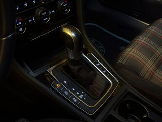 Volkswagen Golf 2018 GTI 7.5 PERFOMANCE DIGITAL-thumb-8