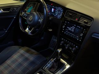 Volkswagen Golf 2018 GTI 7.5 PERFOMANCE DIGITAL-thumb-12