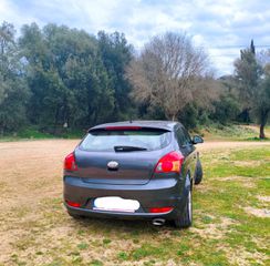 Kia Ceed / cee'd 2008-thumb-2